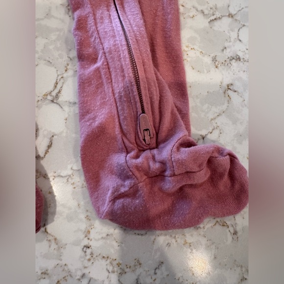 Carter’s 9M - double zipper - Cozy Pink Kids One Piece - Picture 5 of 8